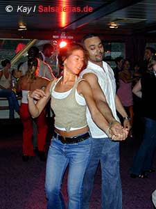 Salsaboot D�sseldorf