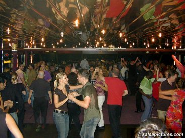 Salsaboot D�sseldorf